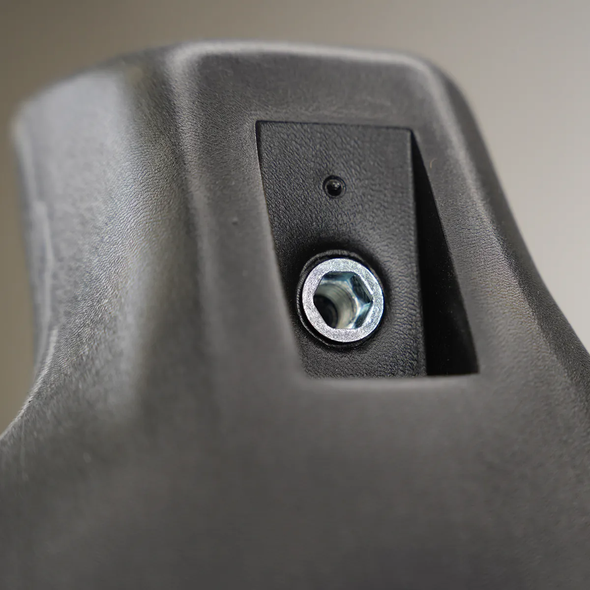 Buste femme plastique H 82 cm - Torse femme plastique - Noir - Bustes ECO-5