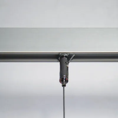 Panneau d’affichage multi-cadres - Présentoir porte-affiches sur câbles 8xA4 vertical - Vitrines d'affichage-2