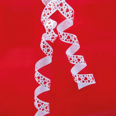 Bolduc blanc coeurs rouges Malo 10 mm x 225 m - Ruban cadeau - Bolducs imprimés et à motifs-1