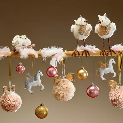 Plume rose clair artificielle L 10 cm - Plumes décoratives - Sachet de 30g - Plumes-1