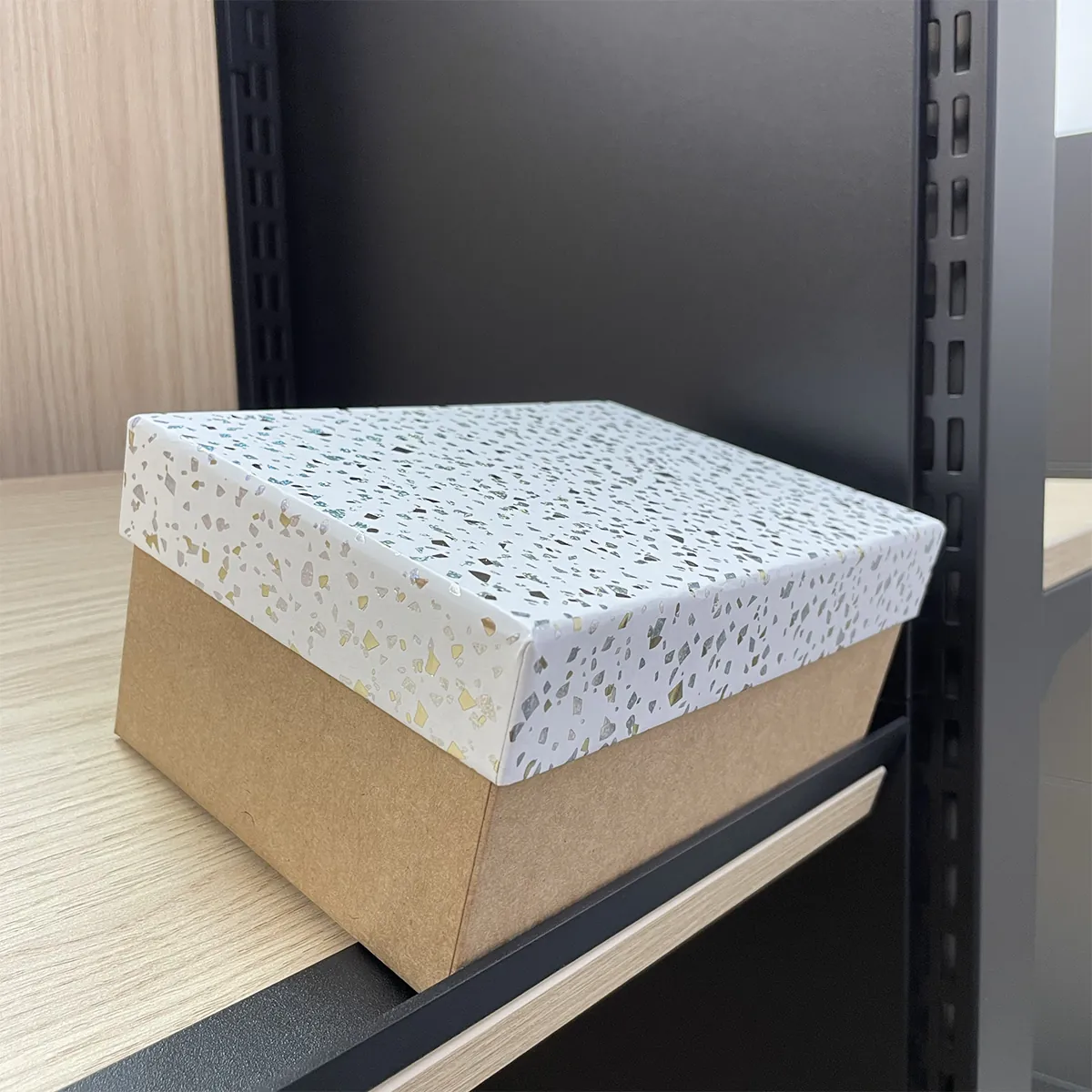 Frontale métallique Square pour tablette L 60 cm blanc sablé - Ligne Square 25 blanc-1