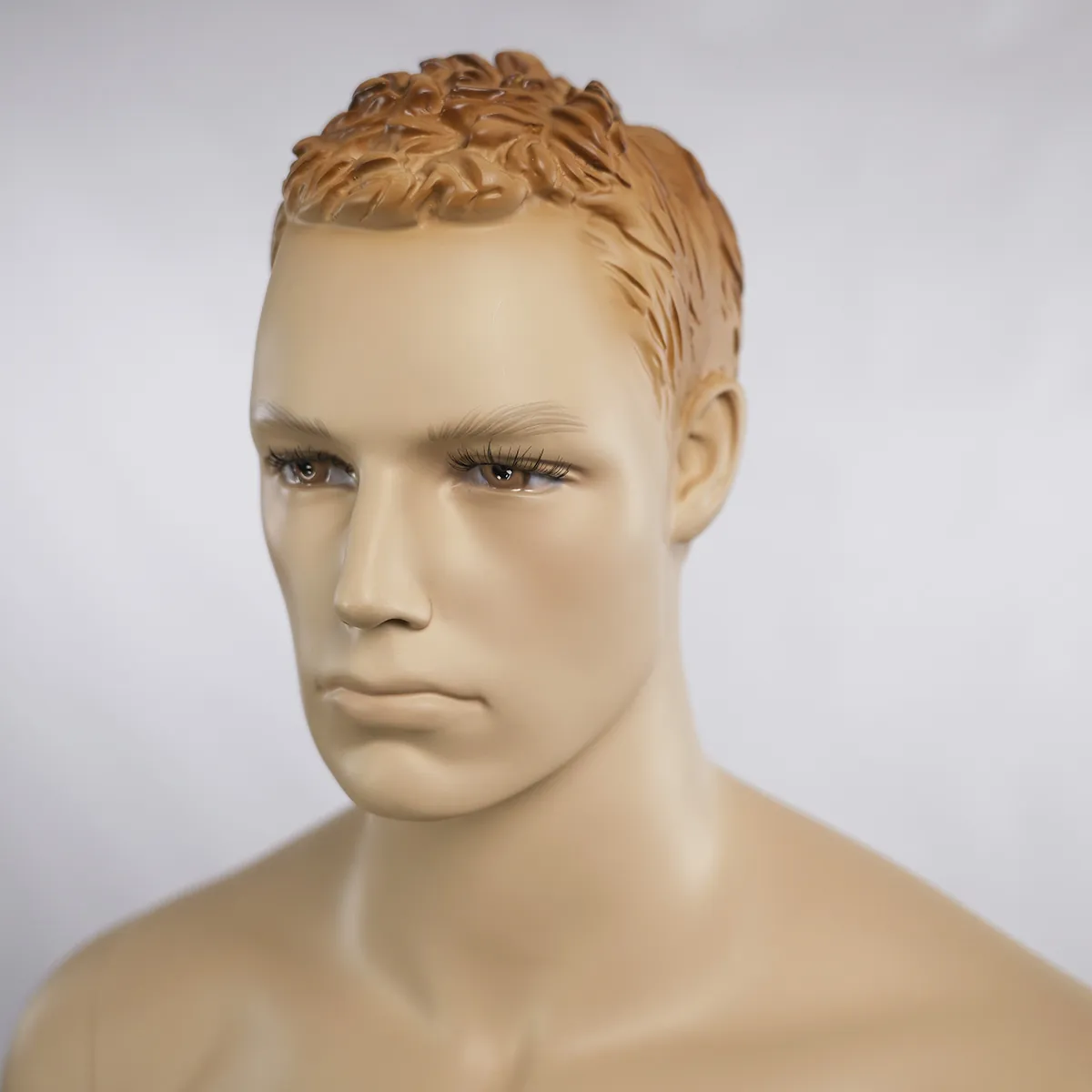 Mannequin homme cheveux sculptés roux H 186 cm Fibre de verre - Chair - Mannequins cheveux sculptés-3