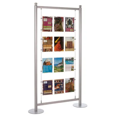 Présentoir porte-affiches sur câbles 12 x A4 – autoportant aluminium/acrylique - Vitrines d'affichage