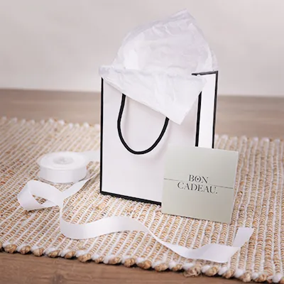 Sac papier luxe pelliculé blanc liseré noir 18 + 10 x H 22 cm - Sac cadeau - Paquet de 20 - Sacs pelliculés poignées cordelette-2