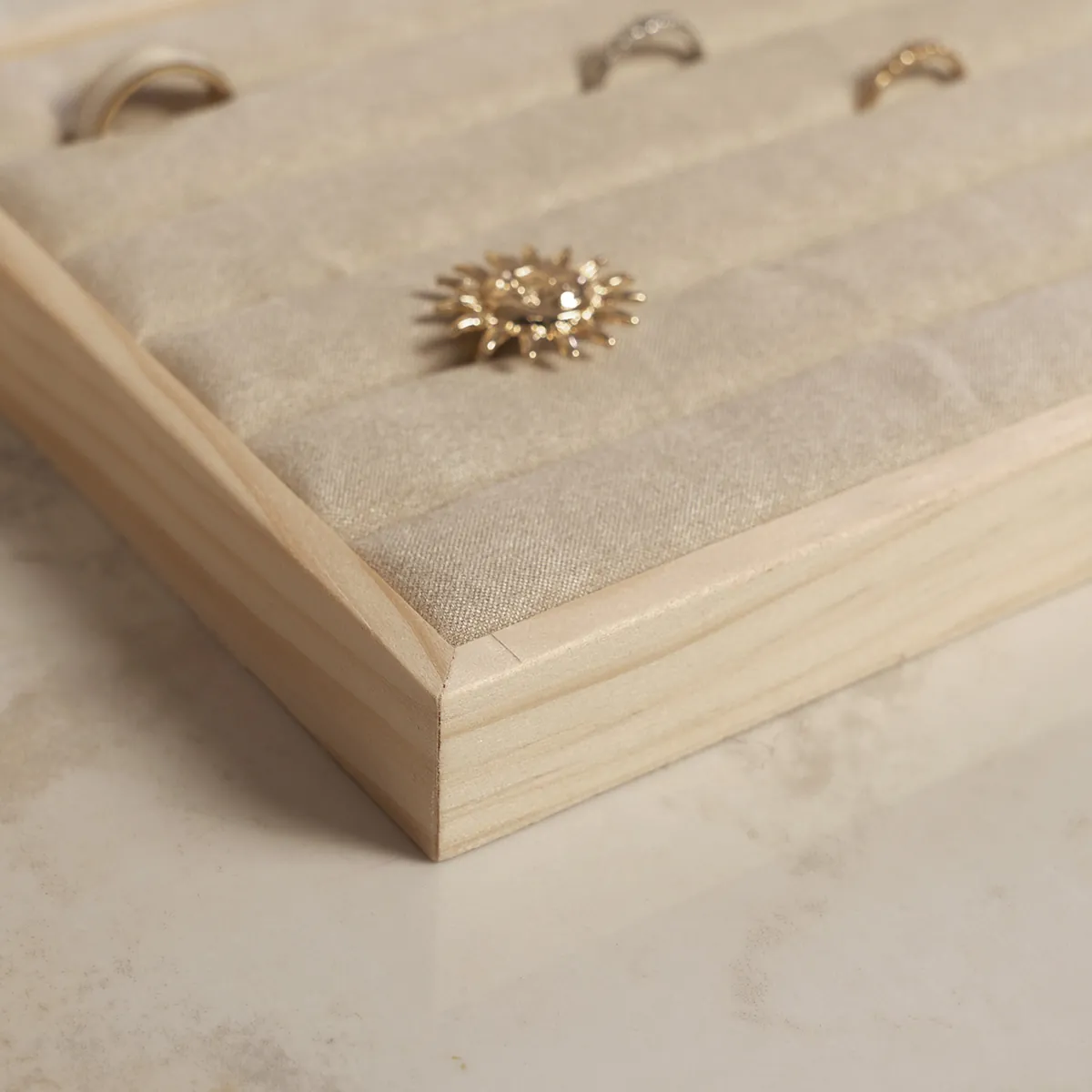 Plateau de présentation pour bagues bois et suédine 5 rangées 20 x 15 x 2,3 cm - Plateau rangement bagues - Présentoirs bagues-6