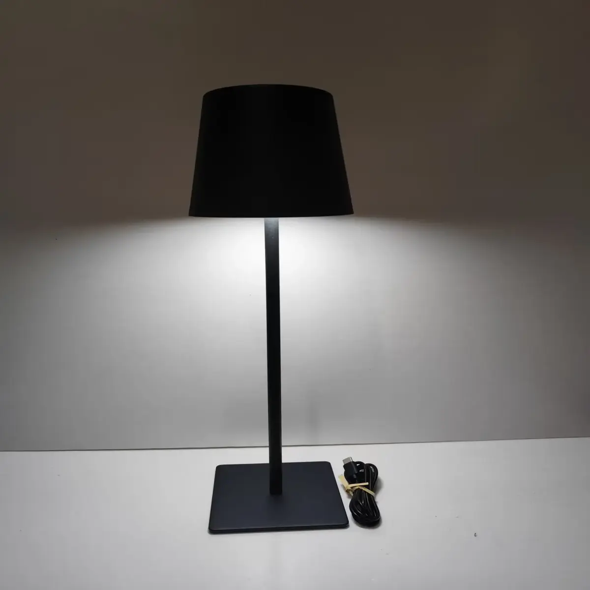 Lampe de table sans fil rechargeable noire IP44 5W 3,7V 1200mAh 3000 / 4500 / 6500K – Lampe à poser LED sans fil - Luminaires professionnels-2