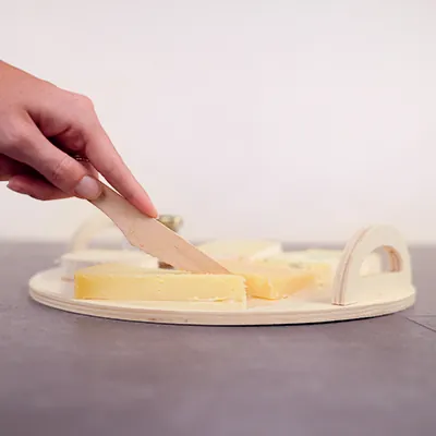 Plateau rond en bois naturel avec poignées ø 30 x 4,5 cm - Plateaux-2