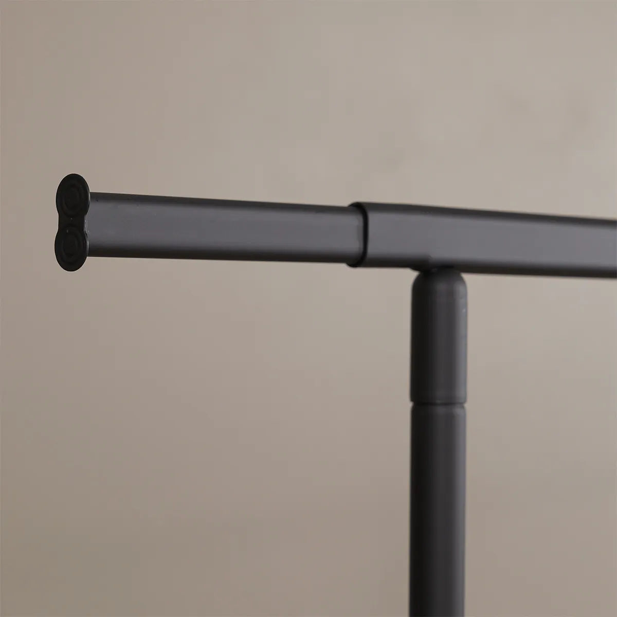 Portant vêtement professionnel droit 150 x H 160 cm - Noir mat - Portants à vêtements droits-2