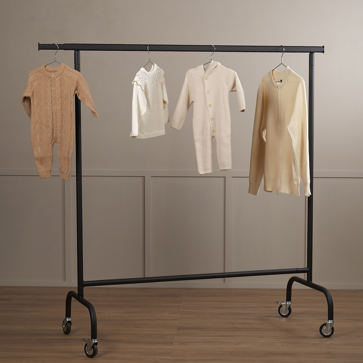 Portant vêtement professionnel droit 150 x H 160 cm - Noir mat - Portants à vêtements droits-3