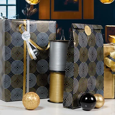 Pochette cadeau papier Perrine 18 + 6 x H 35 cm - Lot de 150 - Pochettes cadeaux à motifs-1