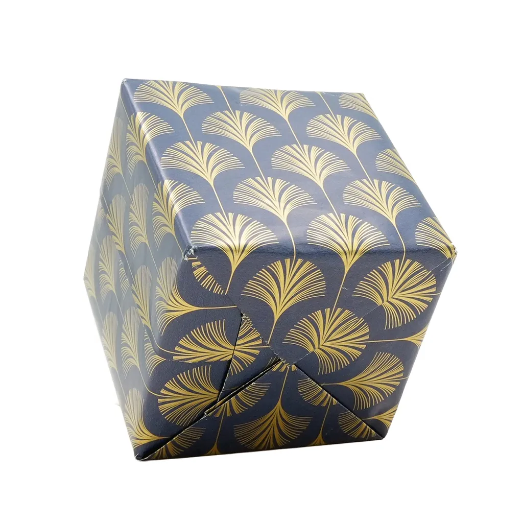 Papier cadeau Pampa couché blanc 70 cm x 50 m, bleu marine / or, 80 g/m² - Papier cadeaux couchés à motifs-2