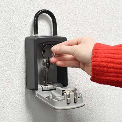 Boîte à clés sécurisée avec combinaison 4 chiffres + anse - 6 clés - Aluminium - Noir / Gris - Boîtes à clés et cadenas-2