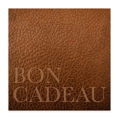Bon cadeau cuir cognac 12x12cm avec enveloppe – paquet de 12 - Bons cadeaux