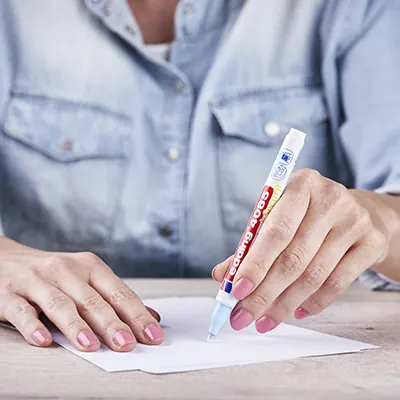 Marqueurs craie or & argent liquide Edding 4085 – Pointe ronde 1–2 mm – Paquet de 2 - Marqueurs-2