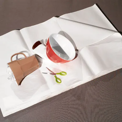 Papier de soie blanc type journal 48 g/m², feuilles de 65 x 100 cm, rame de 300 feuilles - Papiers de soie-1