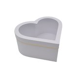 Boîte cœur en carton avec fenêtre, blanc avec liseré doré 26 x 24 x11,5 cm - Lot de 2