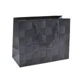 Sacs pelliculés noirs embossés tressés poignées cordelette 31+12x26 cm 210g/m² – Paquet de 20