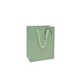 Sac pelliculé vert mat poignées cordelettes 12+7x15 cm 210g/m² – Paquet de 20