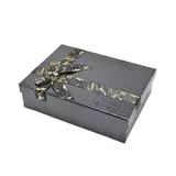 Boîtes cadeaux noires texturées 29x21x9,5cm – ruban or – Paquet de 4