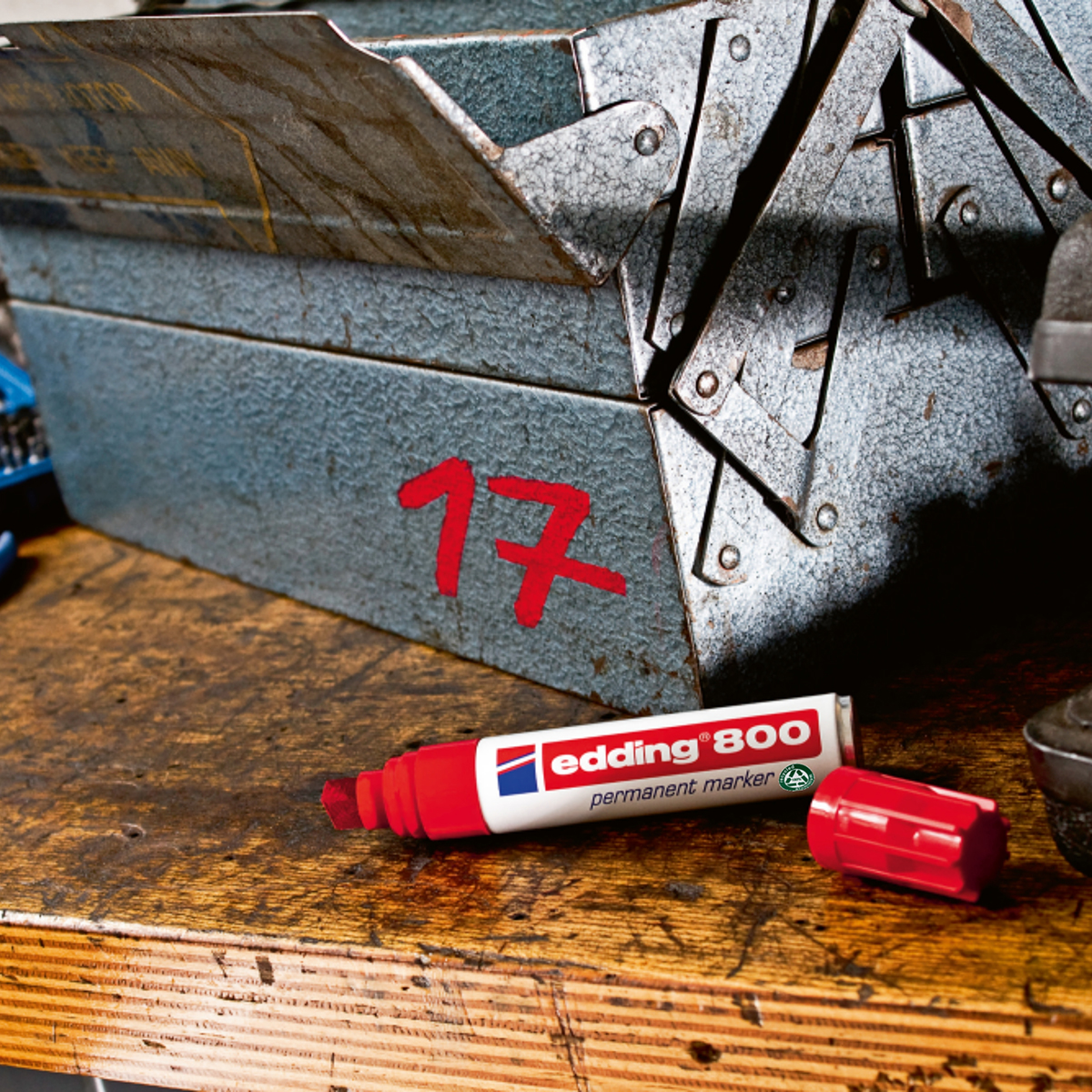 Marqueur indélébile E800 rouge pointe biseautée 4 à 12 mm - Marqueurs-3