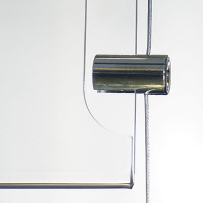 Panneau d’affichage multi-cadres - Présentoir porte-affiches sur câbles 8xA4 vertical - Vitrines d'affichage-4