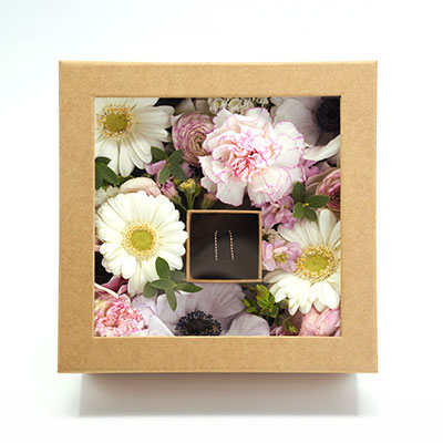 Boîte carrée avec couvercle amovible à fenêtre - 20 x 20 x 8,5 cm - Boîtages cadeaux-1