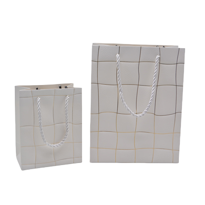 Sacs pelliculés blancs embossés carreaux vagues or poignées cordelette 12+7x15 cm 210g/m² – Paquet de 20 - Sacs pelliculés à motifs-1