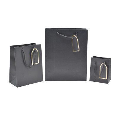 Sac pelliculé noir mat poignées cordelettes 12+7x15 cm 210g/m² – Paquet de 20 - Sacs pelliculés poignées cordelette-1