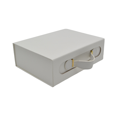 Boîte cadeau carton blanche avec poignée 24x18,2x8cm – Paquet de 5 - Boites carton avec poignée