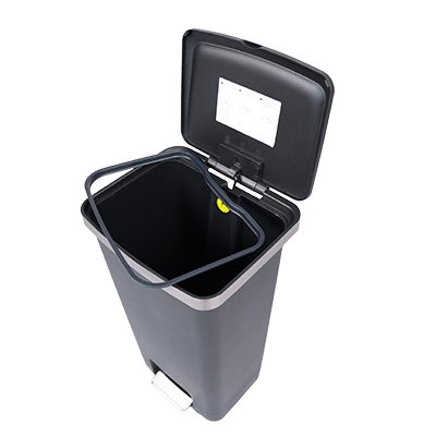 Poubelle à pédale HANA noire 45 L L 37 x P 30,8 x H 65 cm - Poubelles professionnelles-5
