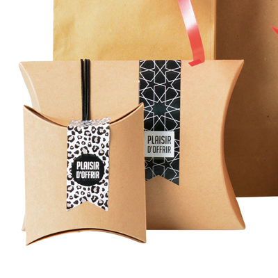 Étiquettes adhésives pour sacs Plaisir d'offrir - Graphique noir et blanc - L 35 x H 135 mm - Paquet de 200 - Étiquettes cadeaux ferme sac-1