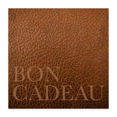 Bon cadeau cuir marron 12x12cm + enveloppe adh. - Bons cadeaux