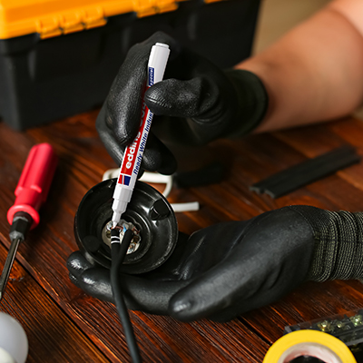 Marqueur blanc spécial industrie Edding 8046 – Pointe 1–3 mm – Permanent prêt à l’emploi - Marqueurs-4