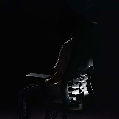 Fauteuil de bureau ergonomique noir BERLIN 3 positions - support lombaire réglable façon colonne vertébrale, têtière réglable, accoudoirs 3D, mousse haute densité - Sièges de bureaux-5