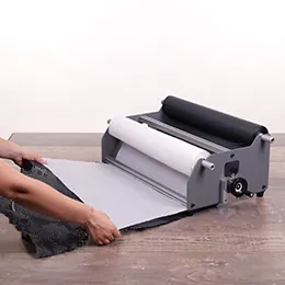 Dévidoirs papiers cadeaux et bolducs