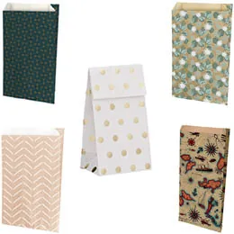 Pochettes cadeaux à motifs