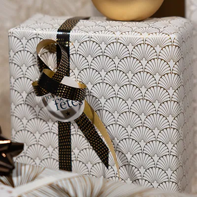 Papier cadeau Rétro couché blanc 30 cm x 50 m, blanc / or, 80 g/m² - Papier cadeaux couchés à motifs-3