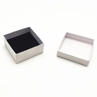 Écrin bijou plat pour Parure & Bracelet carton gaufré Blanc 7,5 x 7,5 x 3,5 cm insert velours - Boite bijoux – Lot de 20 - Écrins à bijoux, Coffrets à bijoux-2