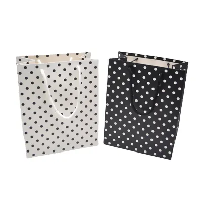 Sac pelliculé noir à pois blancs poignées cordelette noires 18 x 10 x 23 cm – Paquet de 20 - Sacs pelliculés à motifs-2