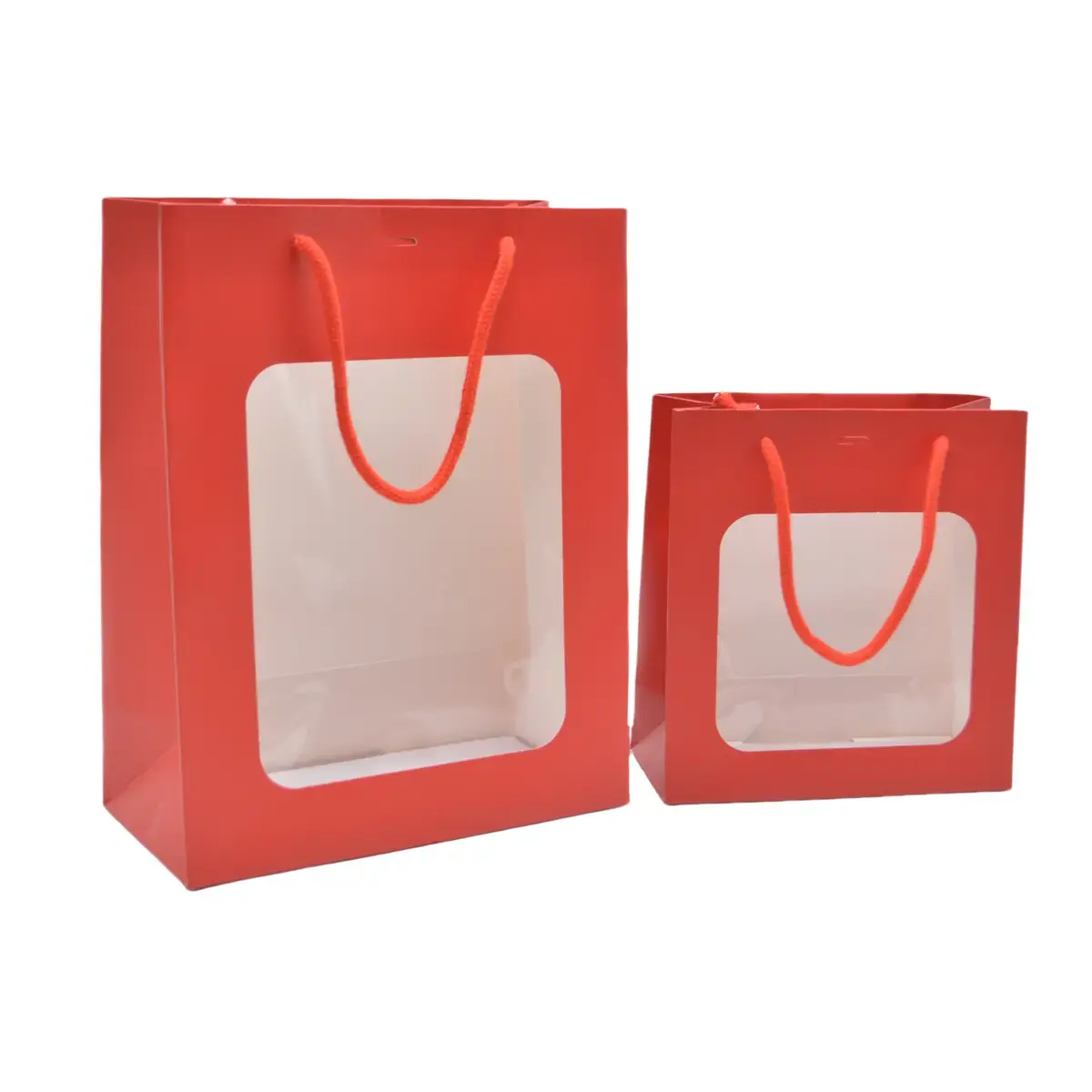 Sac pelliculé rouge mat à fenêtre 18 x 8 x 19 cm poignées cordelettes - Lot de 20 - Sacs pelliculés poignées cordelette-2