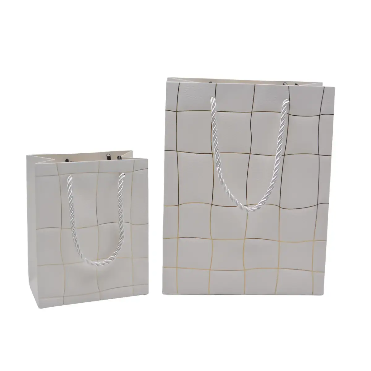 Sacs pelliculés blancs embossés carreaux vagues or poignées cordelette 18+10x23 cm 210g/m² – Paquet de 20 - Sacs pelliculés à motifs-2