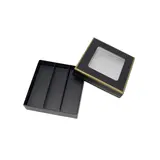 Coffret carton carré pour chocolats 3 rangées avec couvercle à fenêtre 10 x 10 x 3 cm carton 300 g/m² - Noir / Or - Lot de 10 - Ballotins chocolats vides