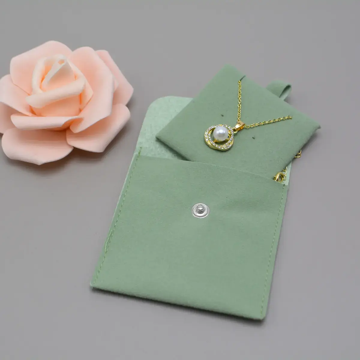 Pochette bijoux suédine avec pression 8 x 8 cm – Sachet Bijoux - Vert - Paquet de 20 - Pochettes bijoux, Support bijoux-5