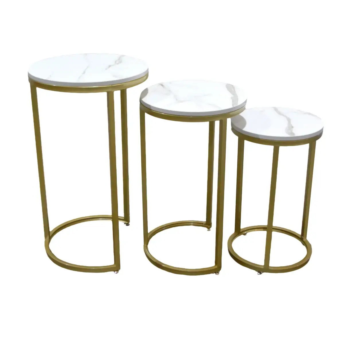 Set de 3 tables basses rondes en marbre blanc / or - Tables de présentation, Sellettes