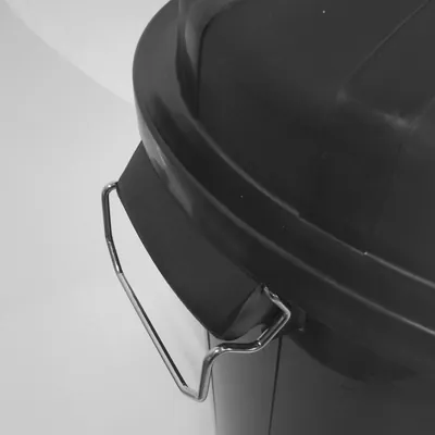 Poubelle industrielle avec poignées 70 litres noir polypropylène - Poubelles professionnelles-3