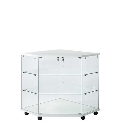 Vitrine comptoir d'angle en verre trempé socle blanc 2 tablettes 82 x 82 x 90 cm sur roulettes - Vitrine d’exposition - Vitrines Bois