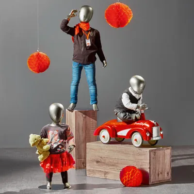 Mannequin enfant laqué 4/5 ans bras droit levé - Mannequins enfants-3
